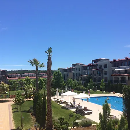 Апартамент In Green Life Beach